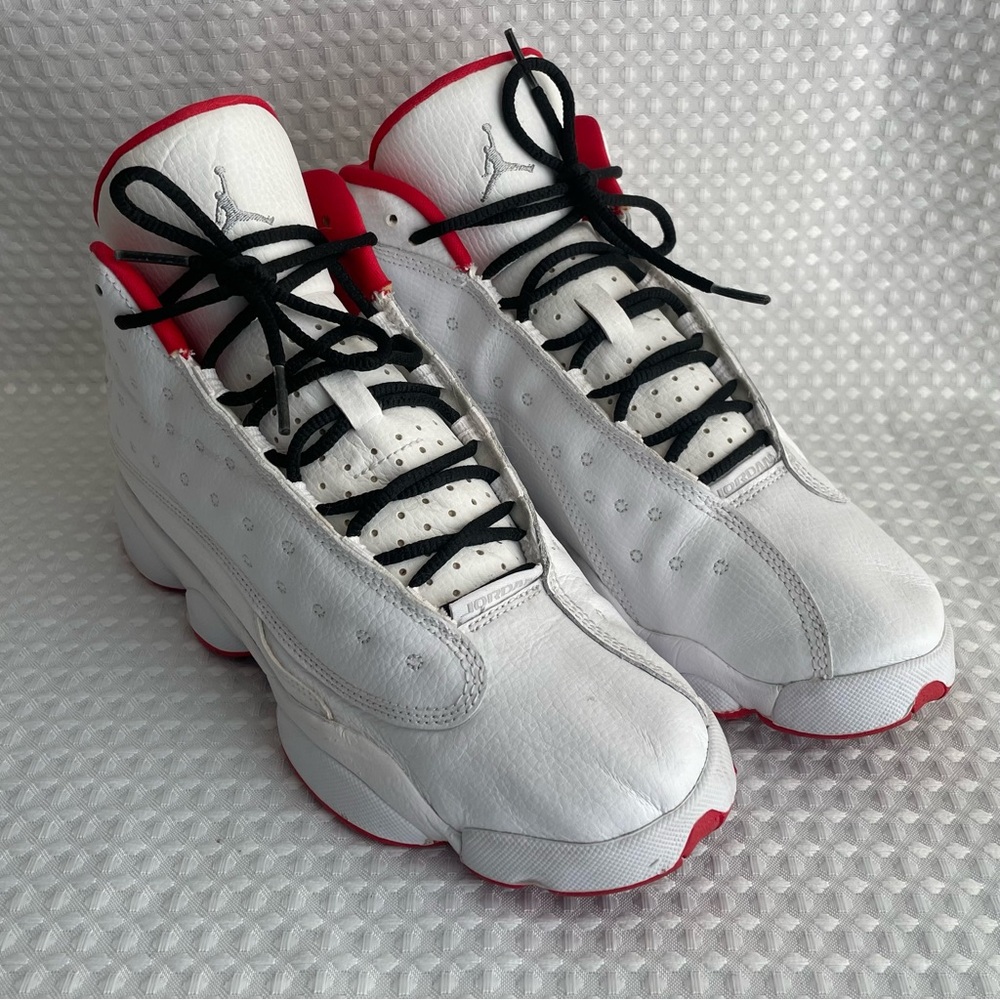NIKE Air Jordan 13 Retro History Flight 2017 White Red 414574-103 Boys 7Y #627